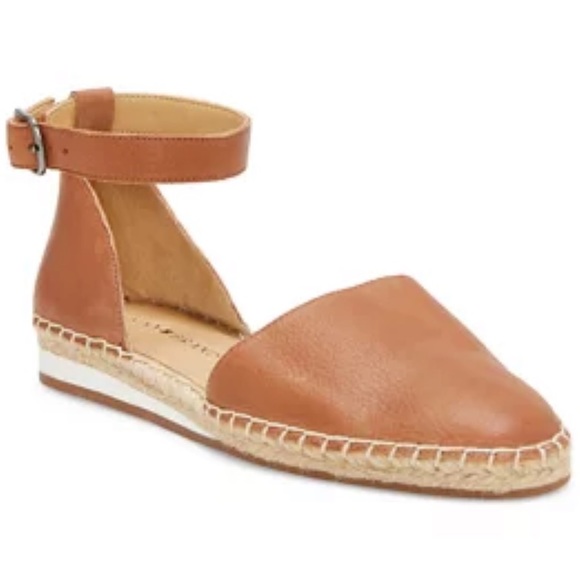 Lucky Brand Shoes - NWT LUCKY BRAND RENIYA ESPADRILLE FLATS IN LATTE SIZE 6